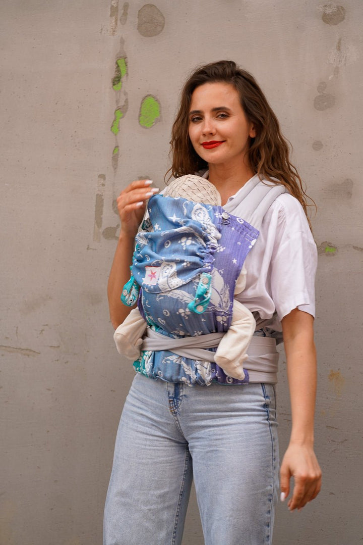 Baby Carrier TaiTai Milla Feathers - KOKADI