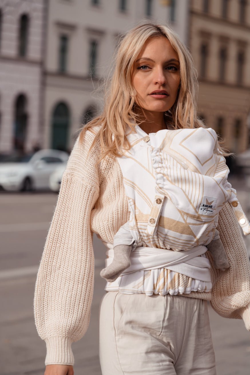 Baby Carrier TaiTai Goldschatz by Fiona Erdmann - KOKADI