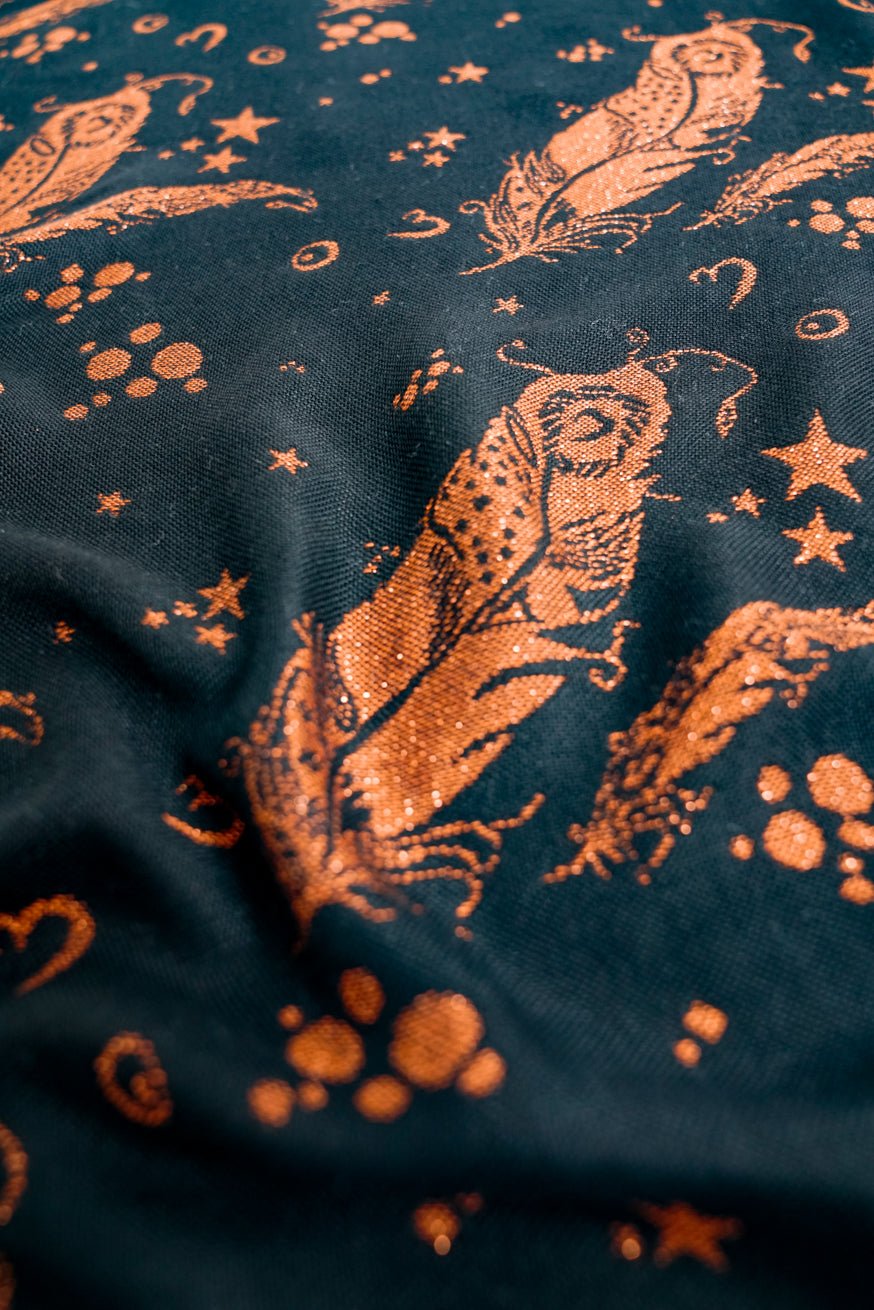 Florian Feathers Snuggle Blanket - KOKADI