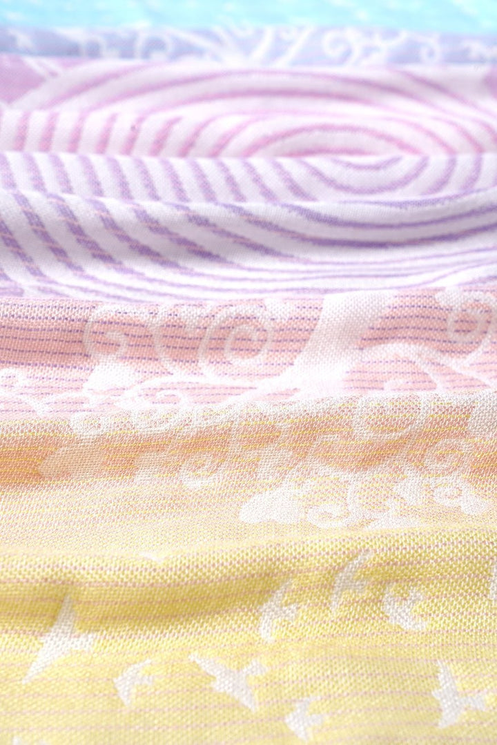 Marie in Wonderland Snuggle Blanket - KOKADI