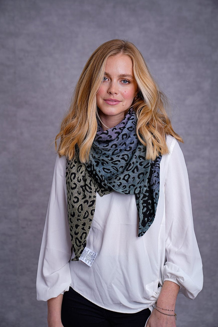 Vickyfari Snuggle Blanket - KOKADI